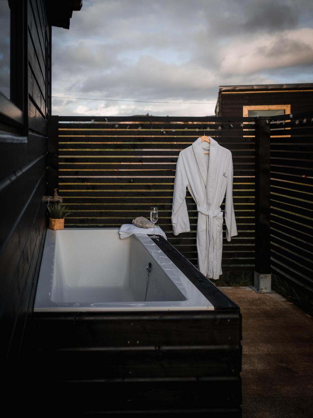 Wild Hideaways Luxury Lodges And Eco Spa Bantry Εξωτερικό φωτογραφία